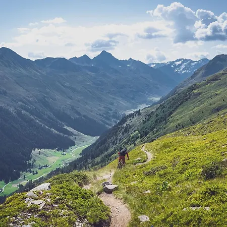 Szálloda Montana By Mountain