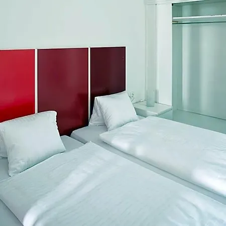 Montana By Mountain Hotel